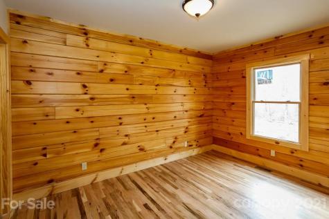 2629 N Clear Creek Road Hendersonville NC 28792