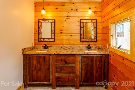 2629 N Clear Creek Road Hendersonville NC 28792