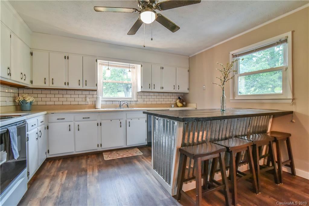 18 Rainbow Ridge Drive Waynesville NC 28786