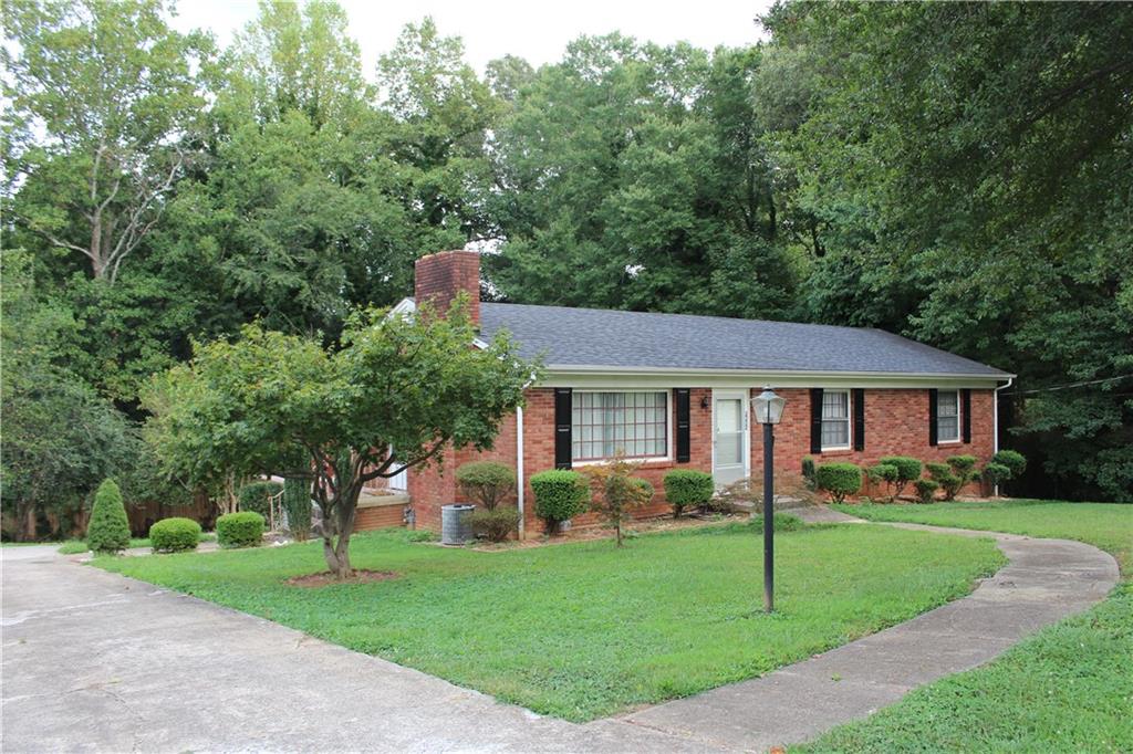 2252 6th Street Ne Hickory NC 28601