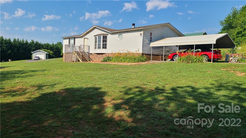 4000 Martin Fish Pond Street Hickory NC 28602
