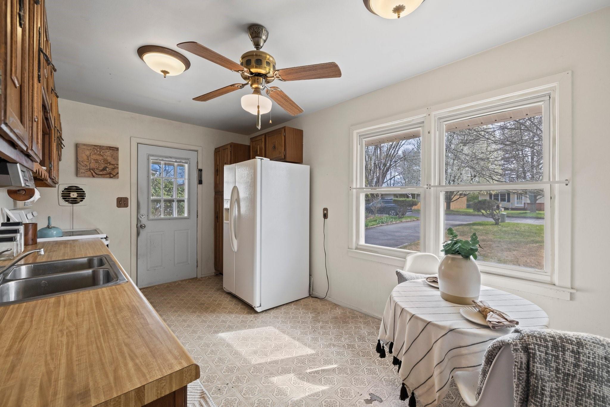 18 Skylyn Court Asheville NC 28806