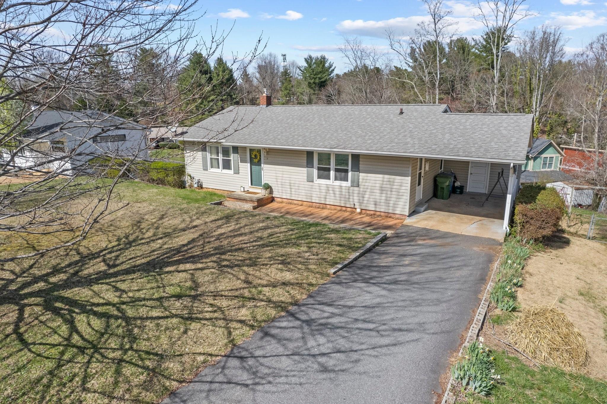 18 Skylyn Court Asheville NC 28806