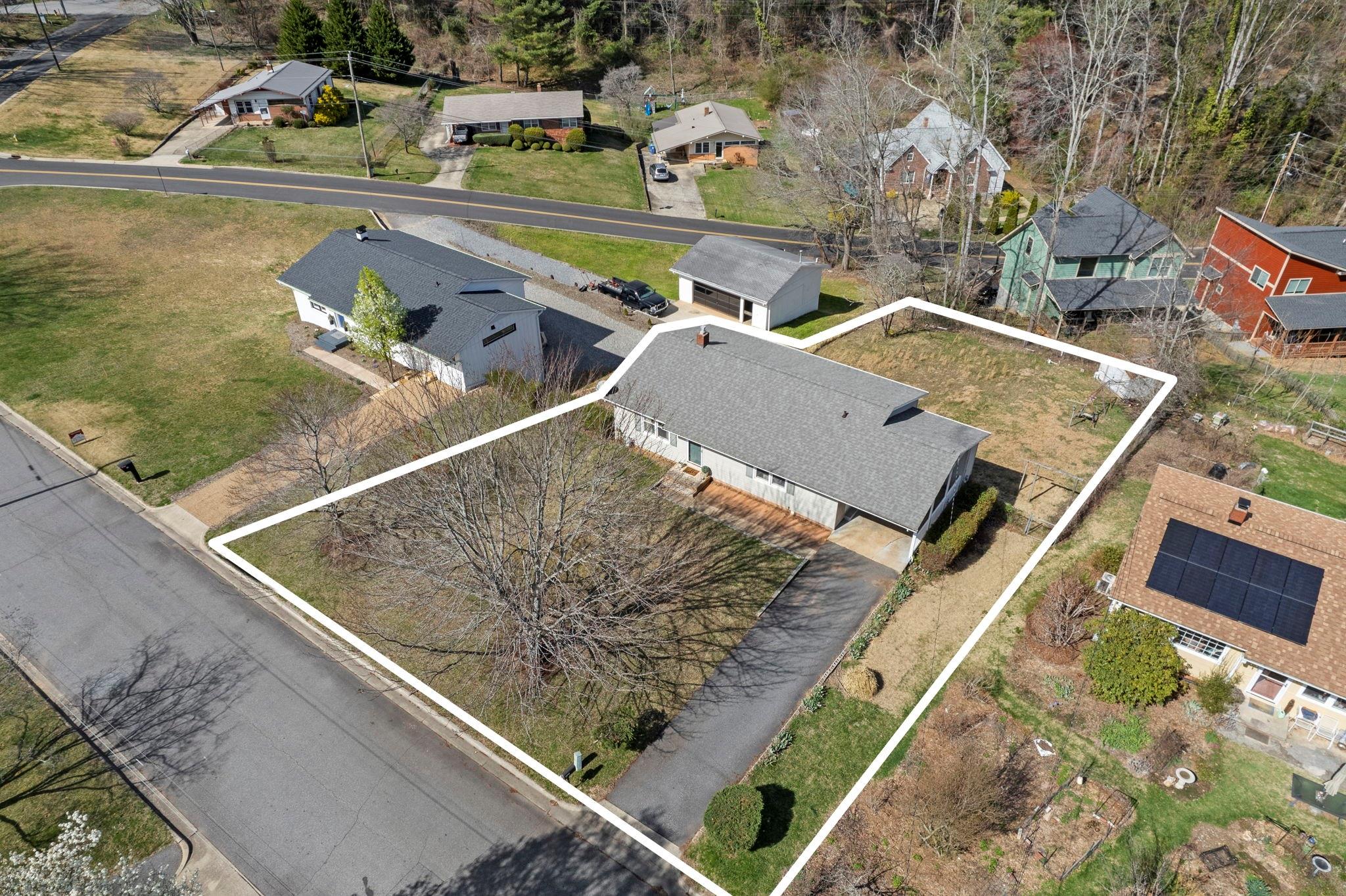 18 Skylyn Court Asheville NC 28806