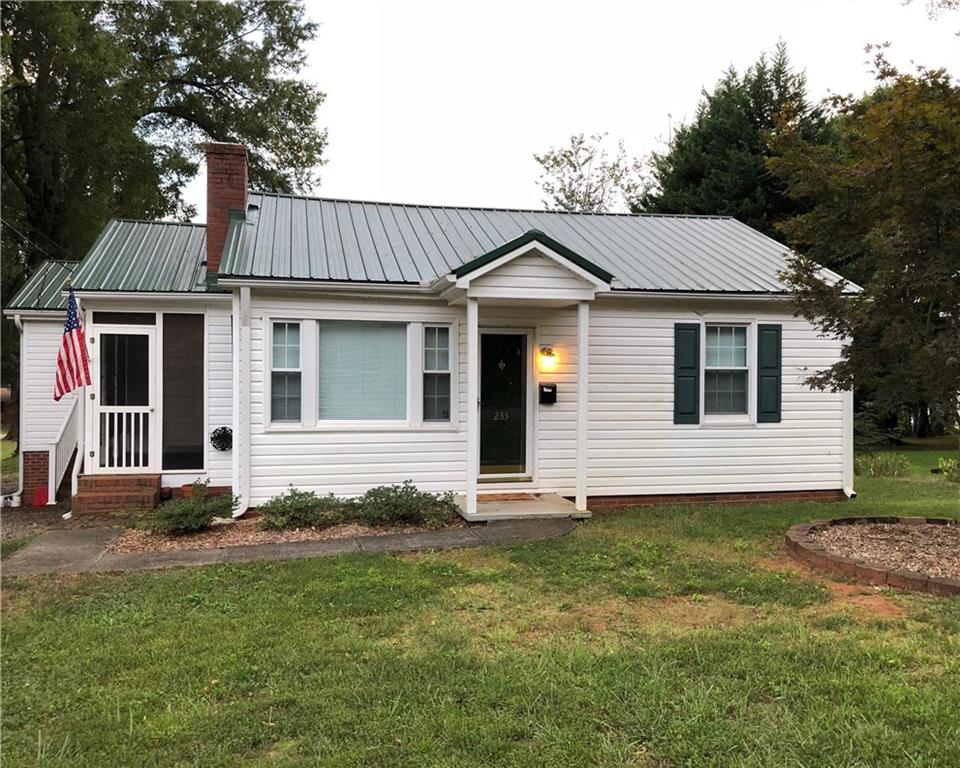 233 W 21st Street Newton NC 28658