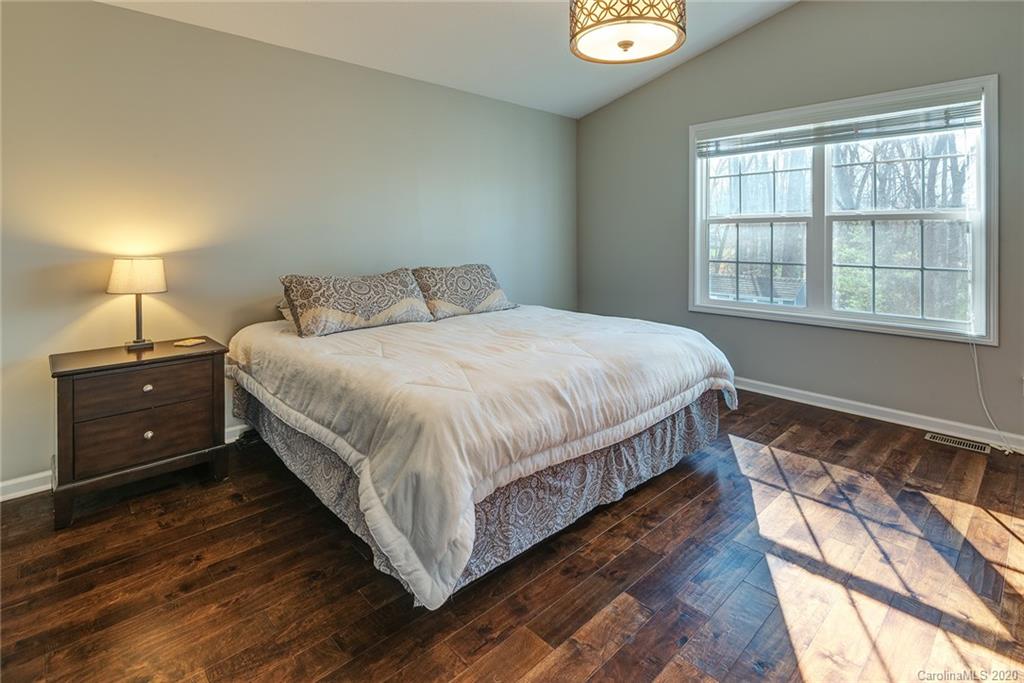 54 Parrot Road Candler NC 28715