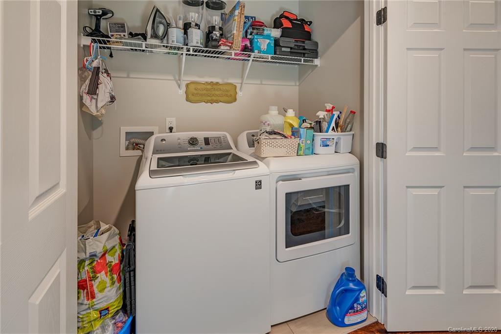 54 Parrot Road Candler NC 28715