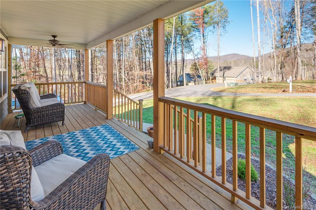 54 Parrot Road Candler NC 28715