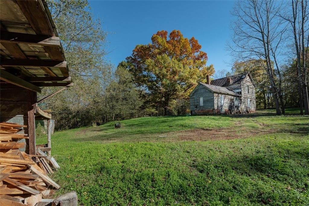 1637 Zion Church Road Hickory NC 28602