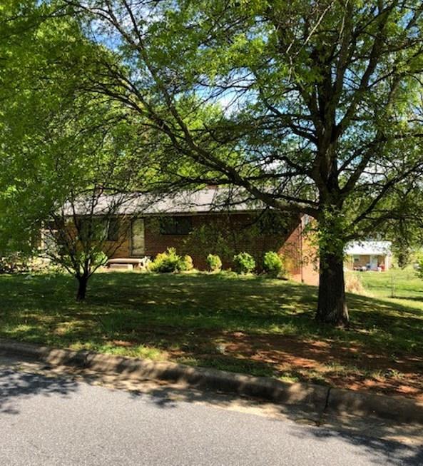 1891 15th Avenue Ne Hickory NC 28601