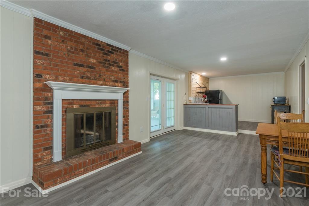 38 Dogwood Drive Weaverville NC 28787