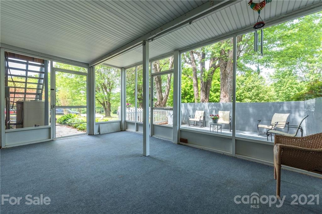 38 Dogwood Drive Weaverville NC 28787
