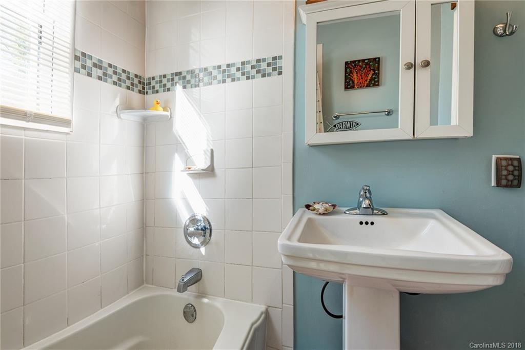 46 White Pine Drive Asheville NC 28805