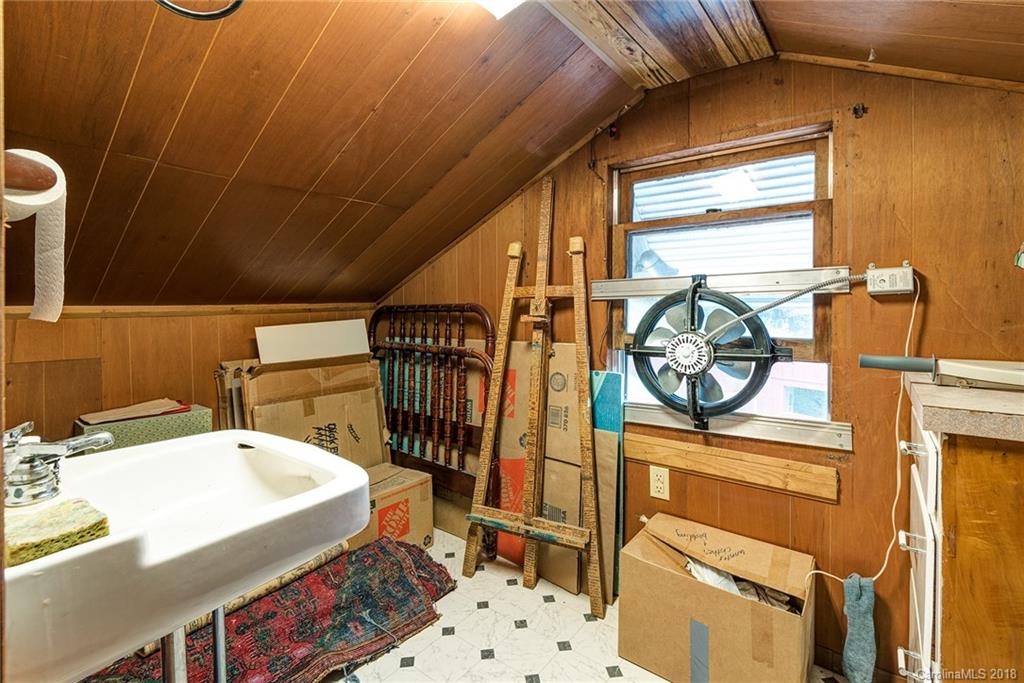 46 White Pine Drive Asheville NC 28805