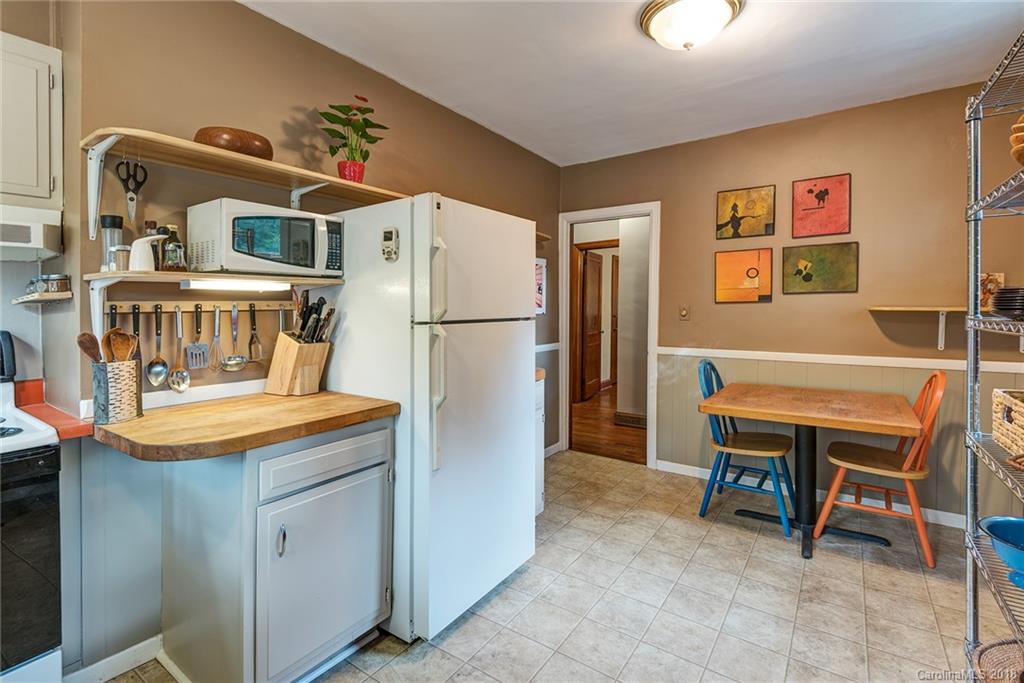 46 White Pine Drive Asheville NC 28805