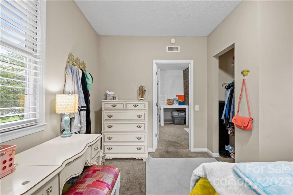 587 Dysartsville Road Nebo NC 28761