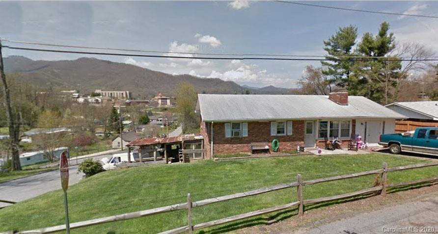 15 Oak Street Waynesville NC 28786
