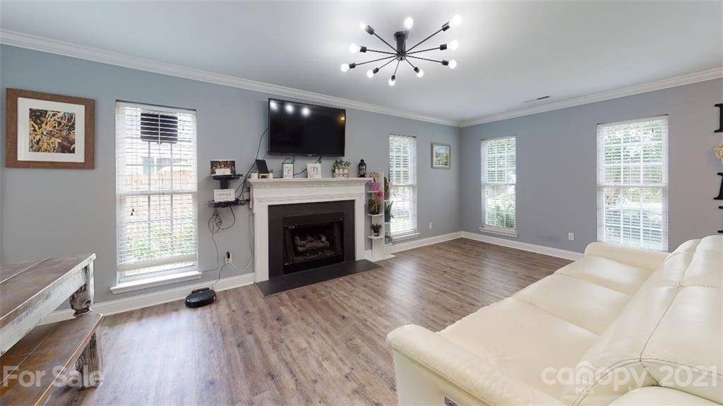 7412 Flodden Field Court Charlotte NC 28217