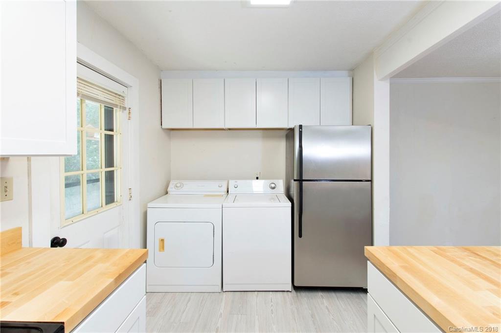 34 Canterbury Road Asheville NC 28805