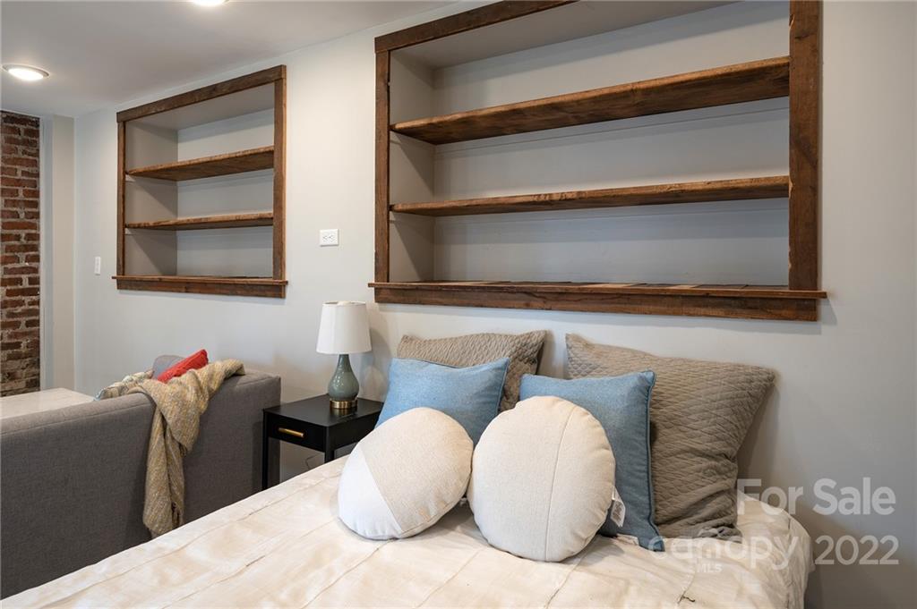 179 Forest Hill Drive Asheville NC 28803