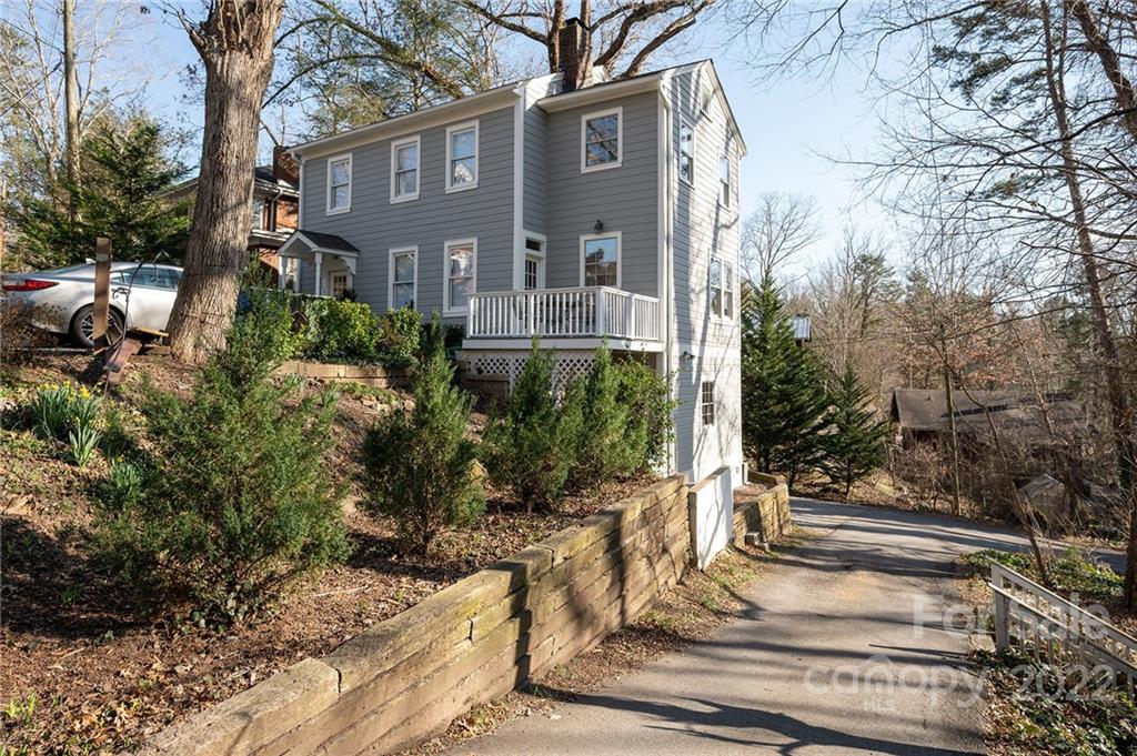 179 Forest Hill Drive Asheville NC 28803