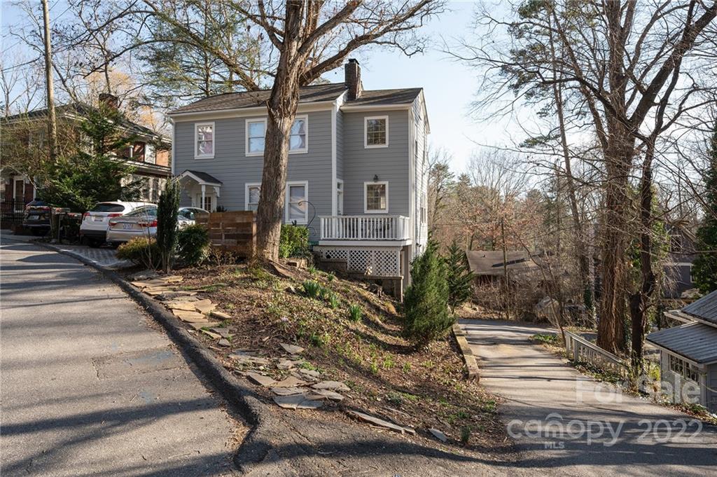 179 Forest Hill Drive Asheville NC 28803