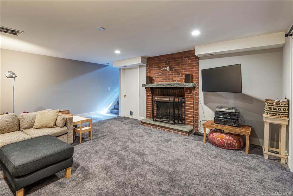 148 Arthur Road Asheville NC 28806