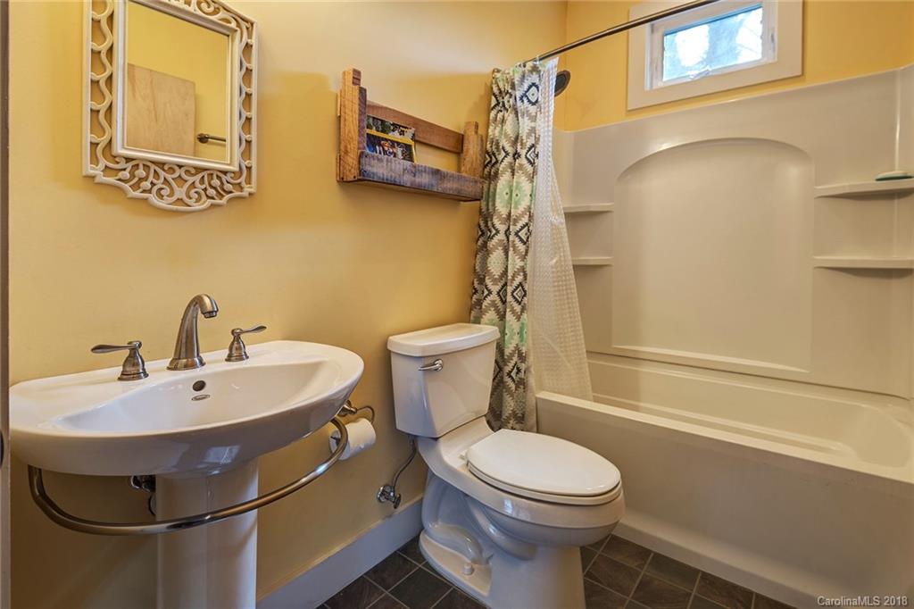 148 Arthur Road Asheville NC 28806