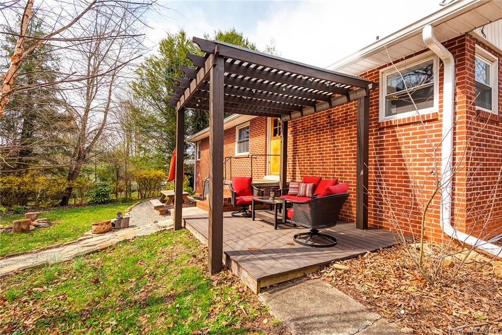 148 Arthur Road Asheville NC 28806