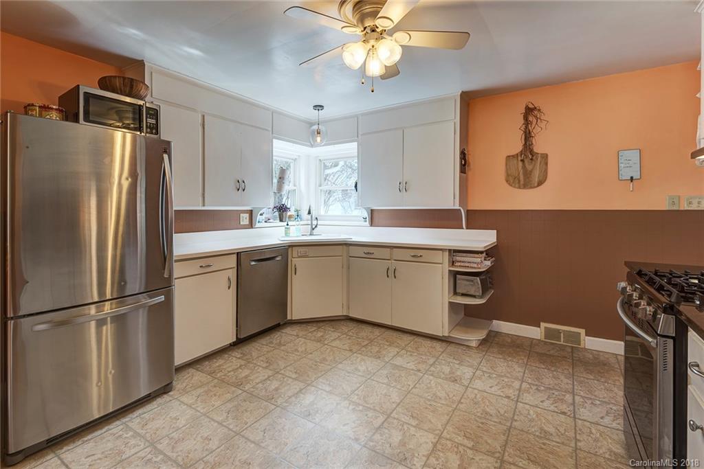 148 Arthur Road Asheville NC 28806