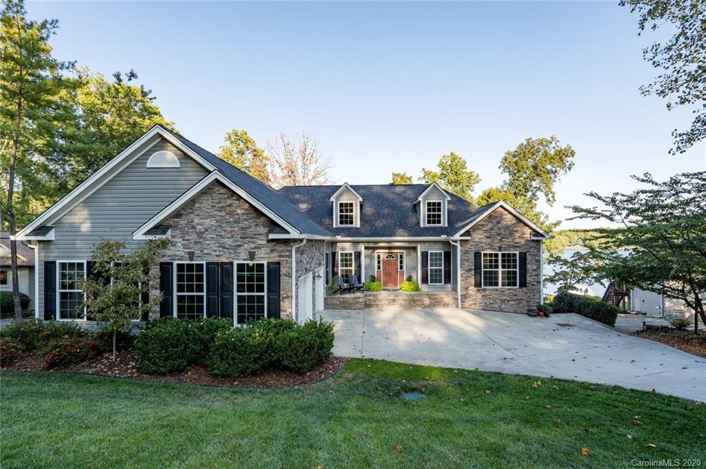 8004 Lakeview Drive Denver NC 28037