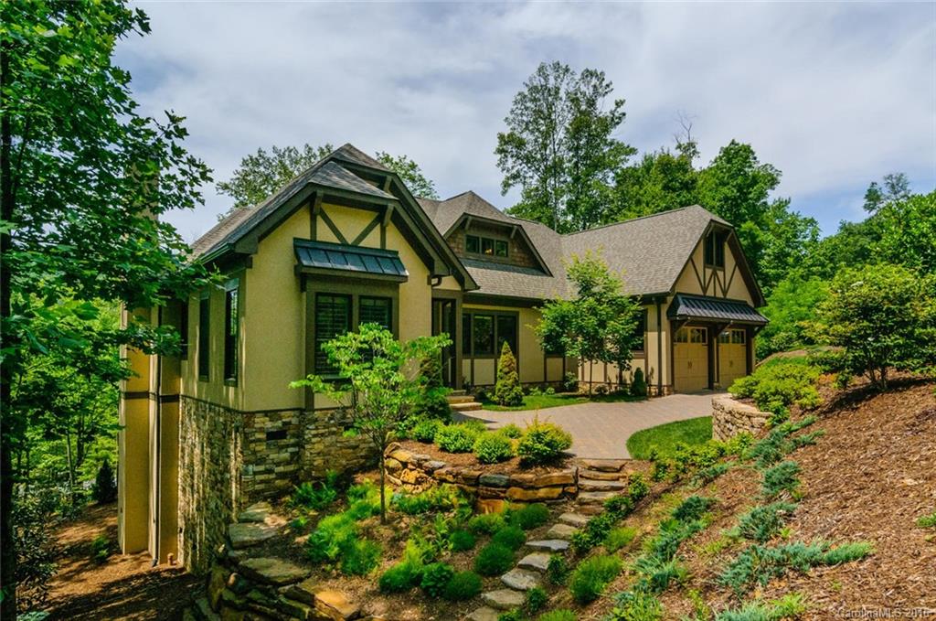 22 Red Tail Court Fairview NC 28730