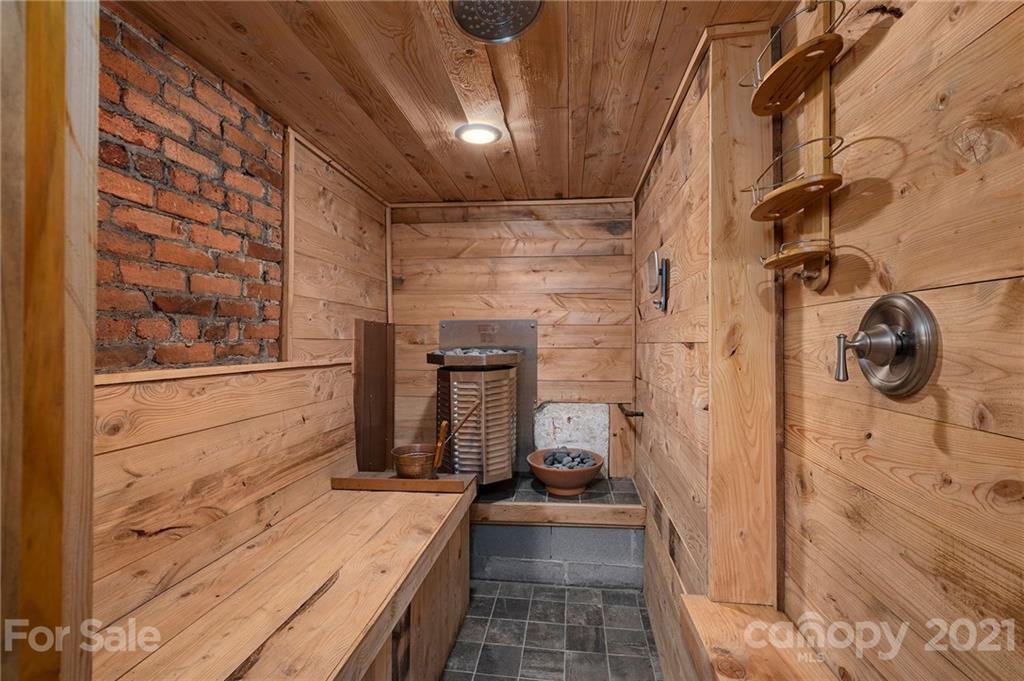 46 Spears Avenue Asheville NC 28801