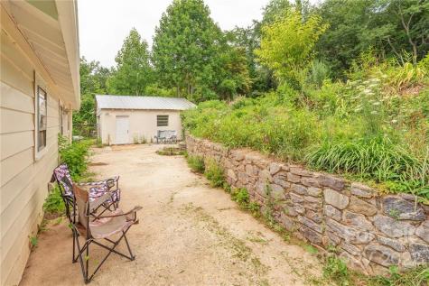 26 Clarendon Avenue Asheville NC 28804