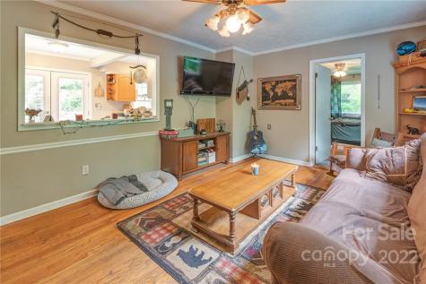 26 Clarendon Avenue Asheville NC 28804