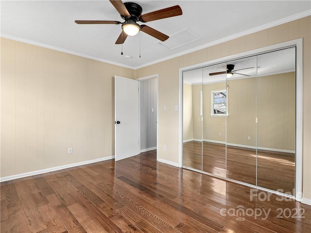 15 Drake Street Asheville NC 28806