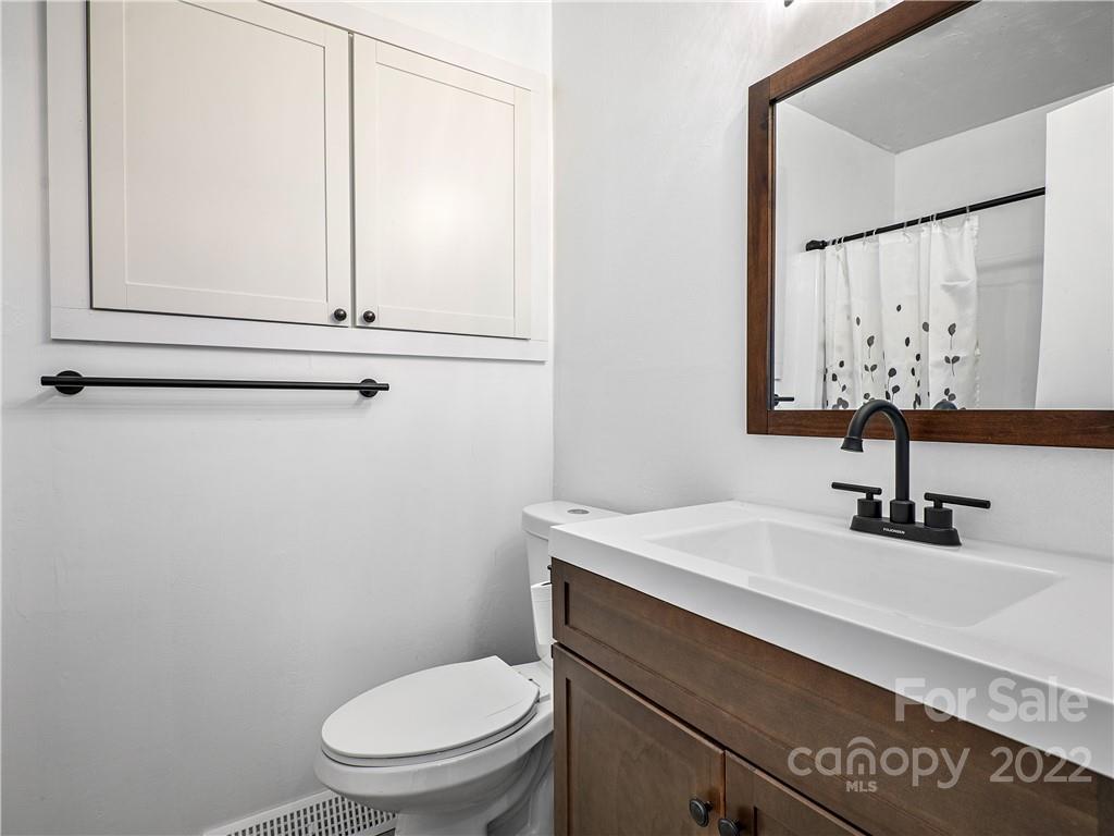 15 Drake Street Asheville NC 28806