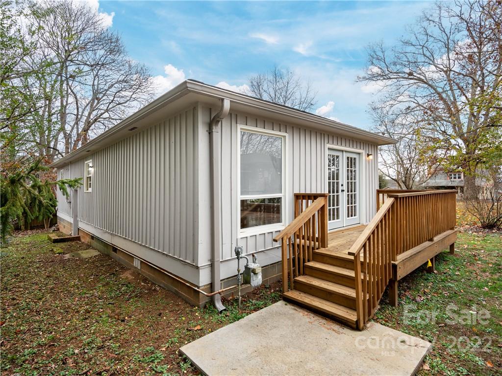 15 Drake Street Asheville NC 28806