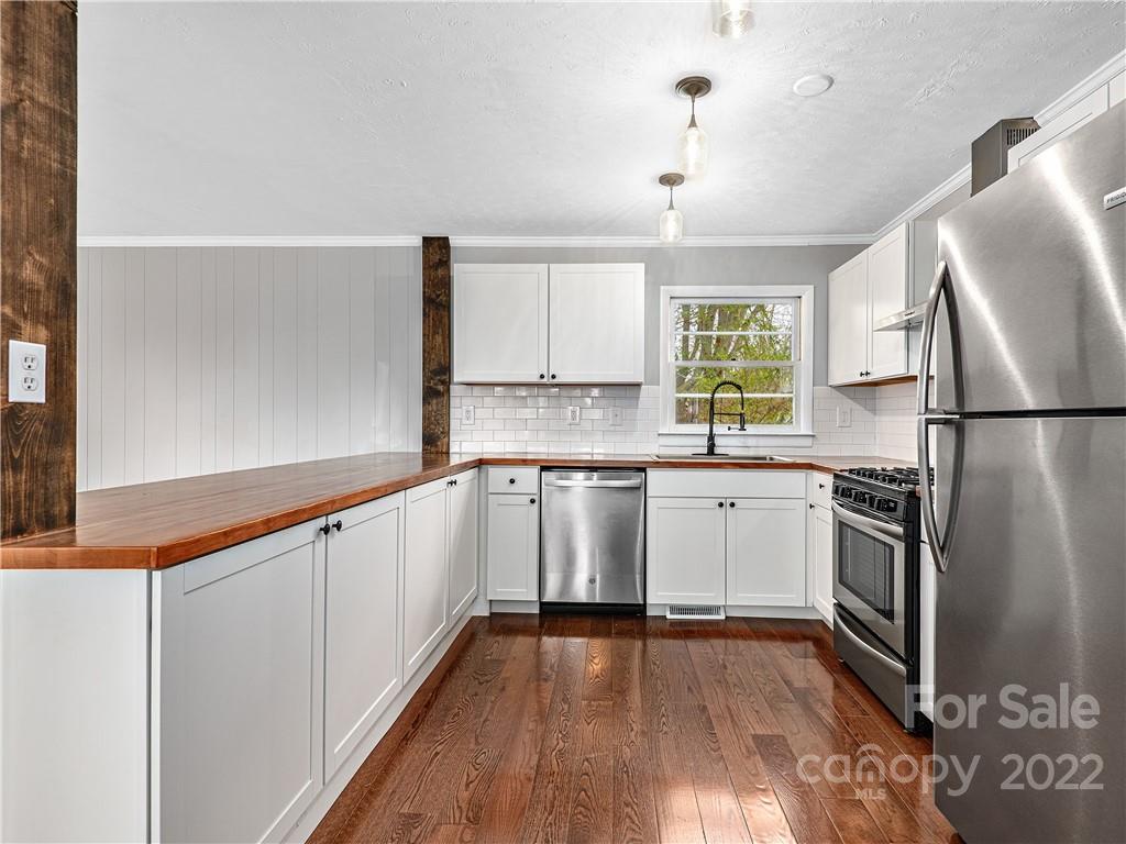 15 Drake Street Asheville NC 28806