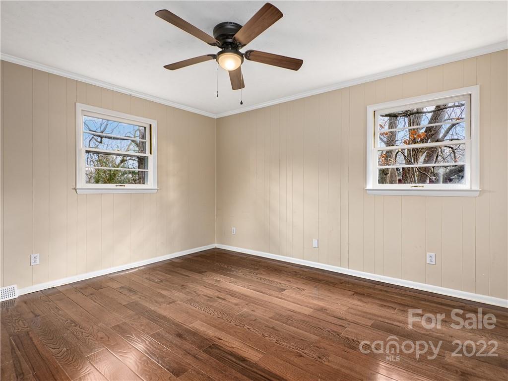 15 Drake Street Asheville NC 28806