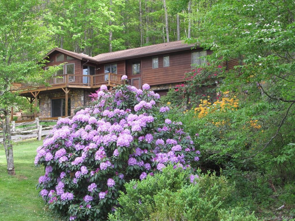 270 Meadowood Lane Burnsville NC 28714