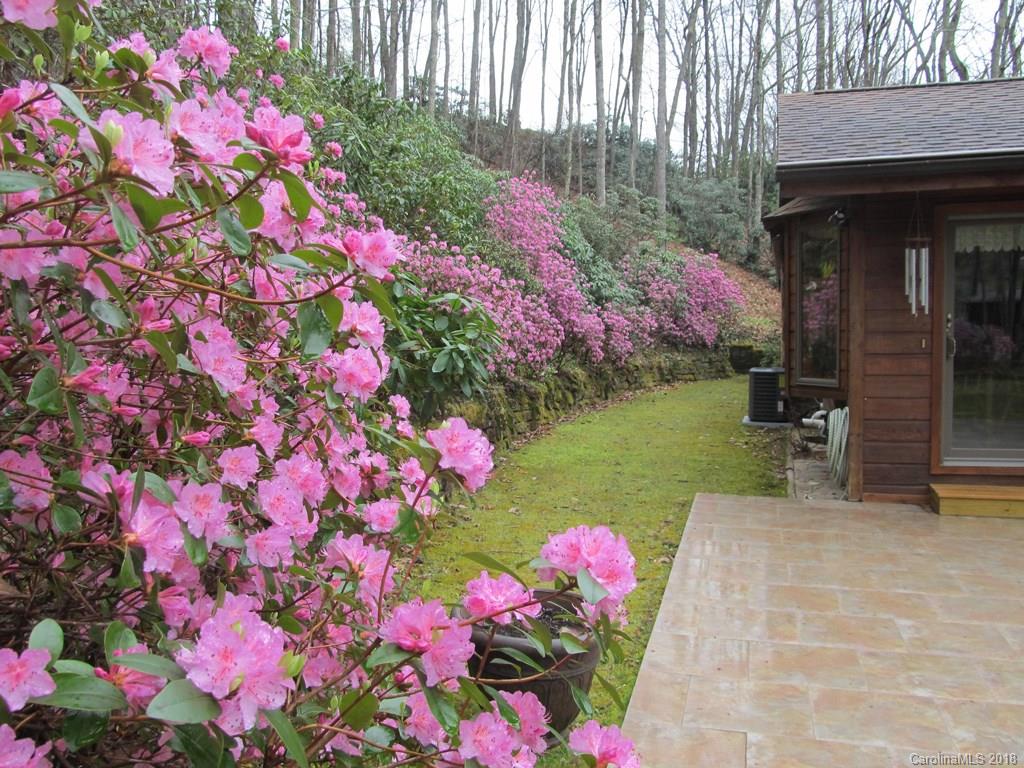 270 Meadowood Lane Burnsville NC 28714