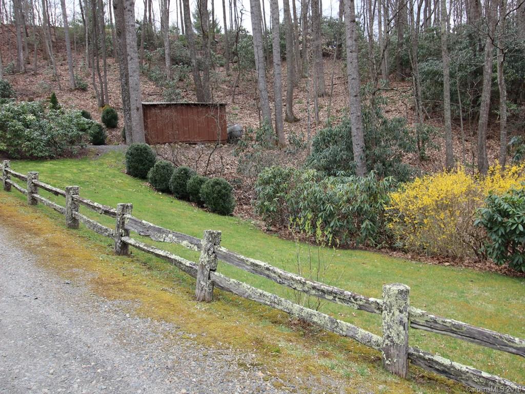 270 Meadowood Lane Burnsville NC 28714