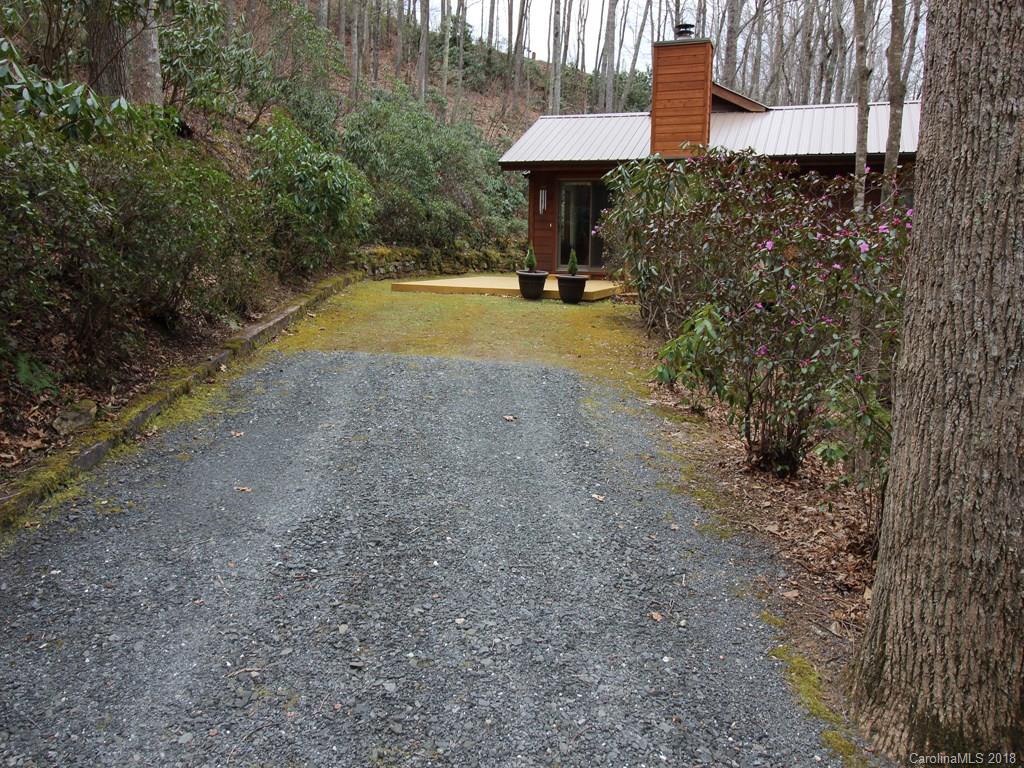 270 Meadowood Lane Burnsville NC 28714