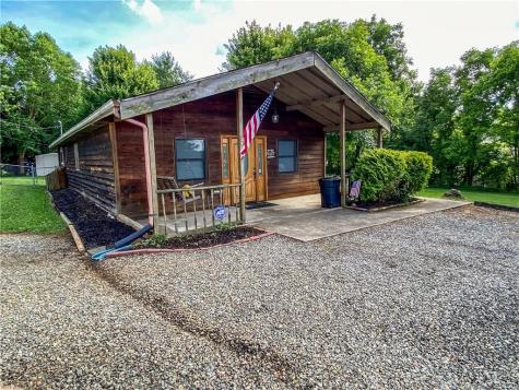 16 Moore Street Weaverville NC 28787