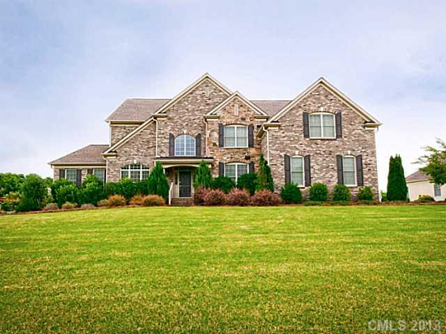 2005 Autumn Blossom Lane Waxhaw NC 28173