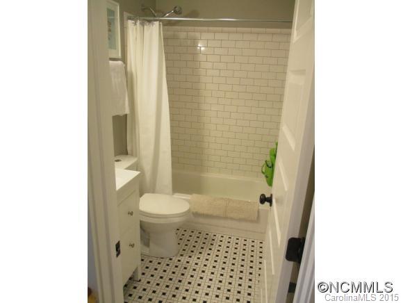 29 Crescent Street Asheville NC 28801