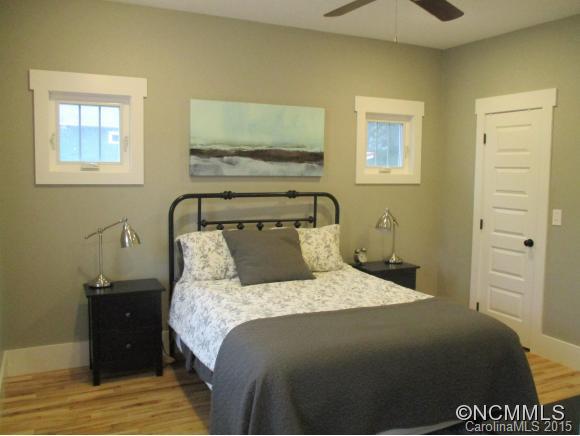 29 Crescent Street Asheville NC 28801