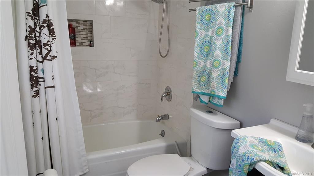 56 Pleasant Ridge Drive Asheville NC 28805