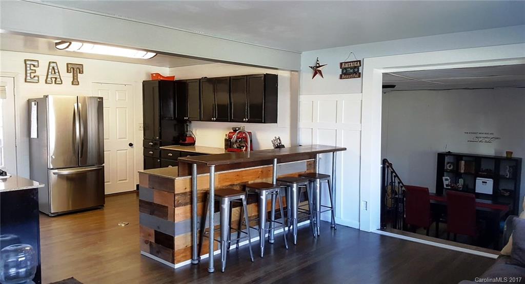 56 Pleasant Ridge Drive Asheville NC 28805